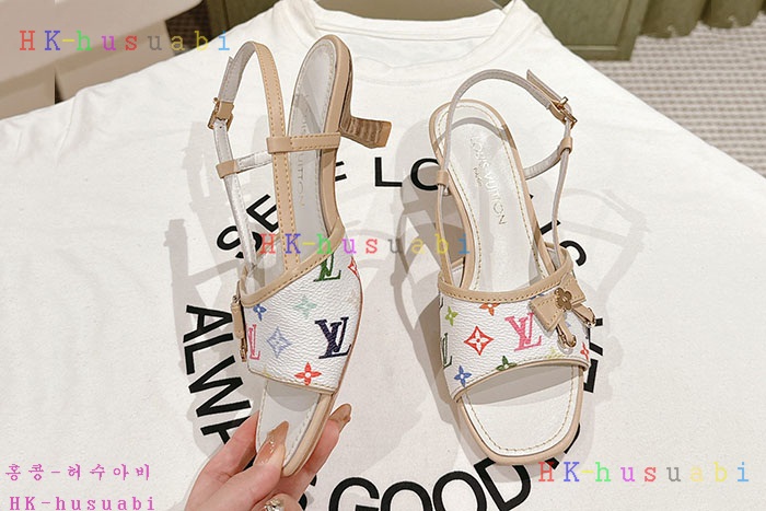 NEW 루이비통 샌들 신상 LV 856609