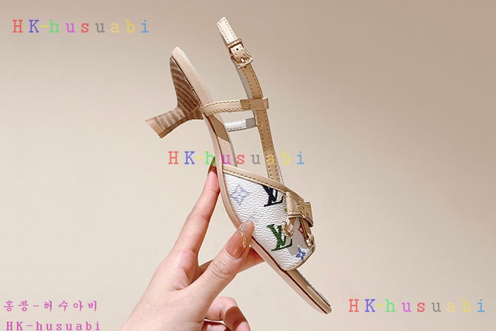 NEW 루이비통 샌들 신상 LV 856609