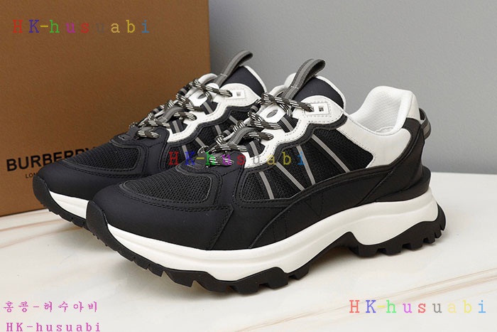 NEW 버버리 스니커즈 신상 BB 665222