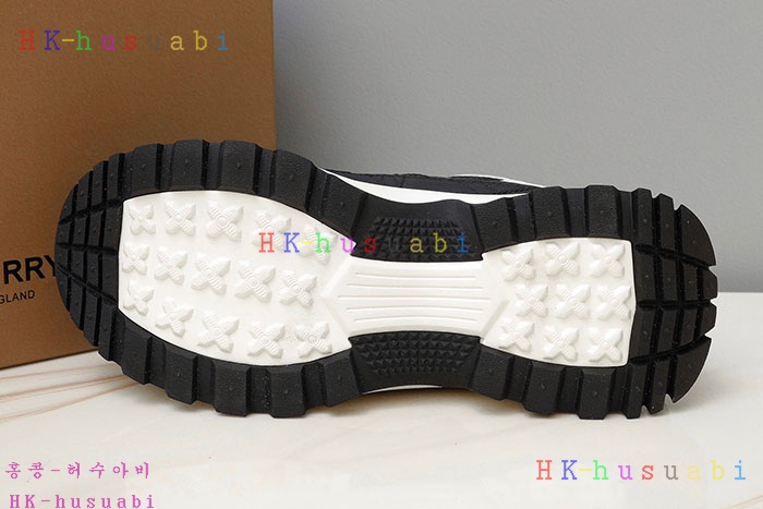 NEW 버버리 스니커즈 신상 BB 665222