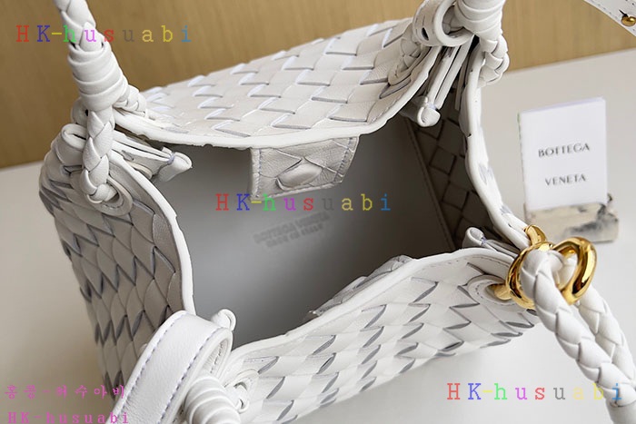 ★미러급★보테가베네타 스몰 파라슈트 796569-5