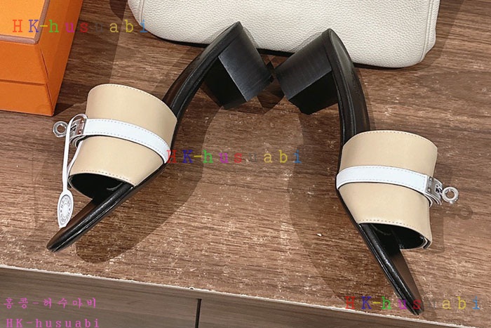 NEW 에르메스 샌들 신상 H 308810