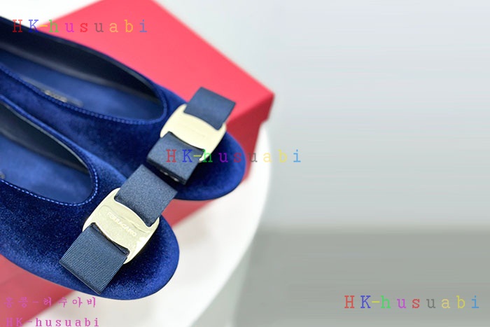 NEW 페라가모 플랫슈즈 신상 F 955705