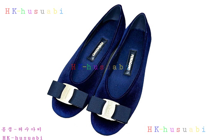 NEW 페라가모 플랫슈즈 신상 F 955705