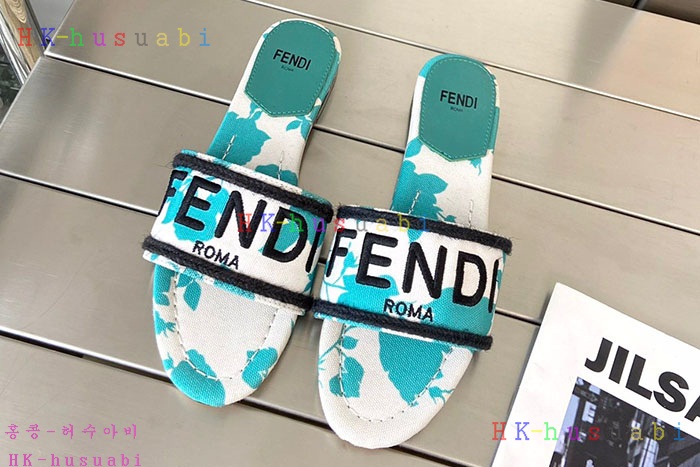 NEW 펜디 샌들 신상 FD 6855018