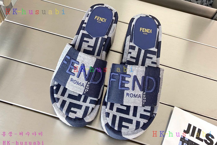 NEW 펜디 샌들 신상 FD 6855023