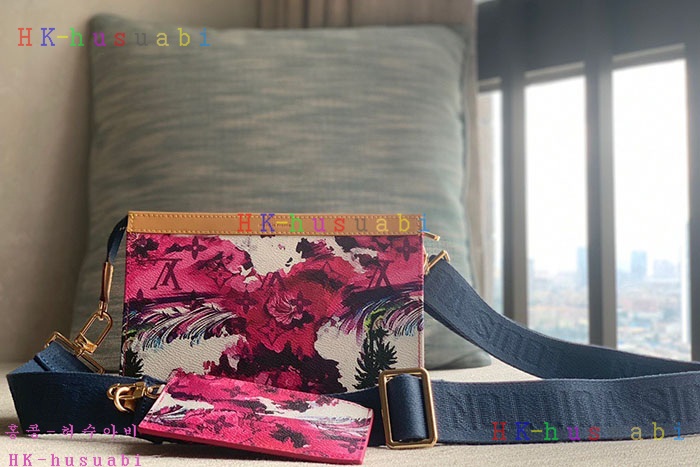 ★미러급★루이비통 Gaston Wearable Wallet M83466-3