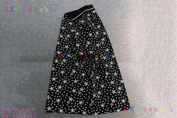 NEW 구찌 반팔티 신상 G 965003