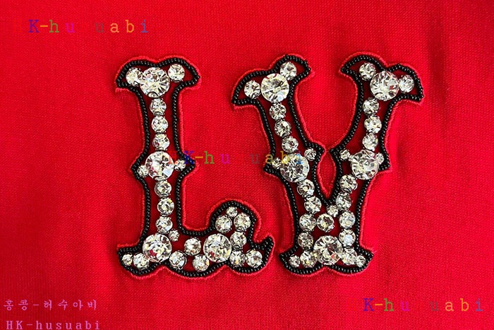 NEW 루이비통 반팔티 신상 L 558801