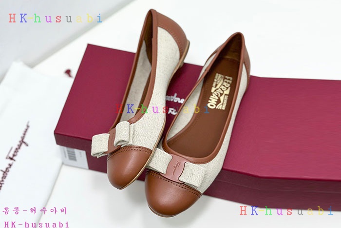 NEW 페라가모 플랫슈즈 신발 신상 F 770505