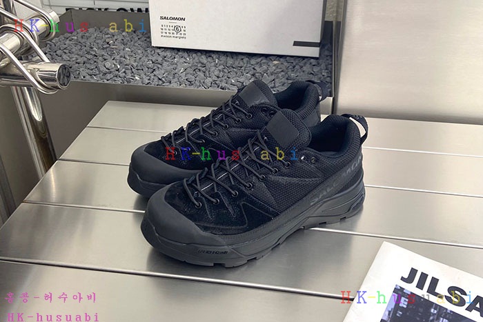NEW 메종 마르지엘라 살로몬 콜라보 스니커즈 MM 504000
