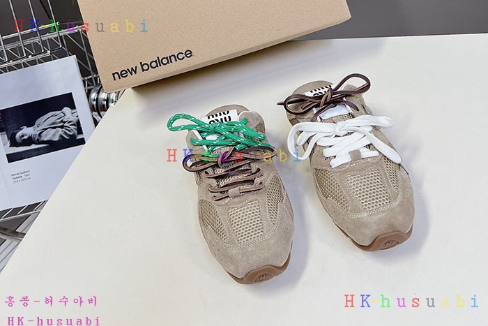 NEW 미우미우 스니커즈 뮬 신상 MU 449501