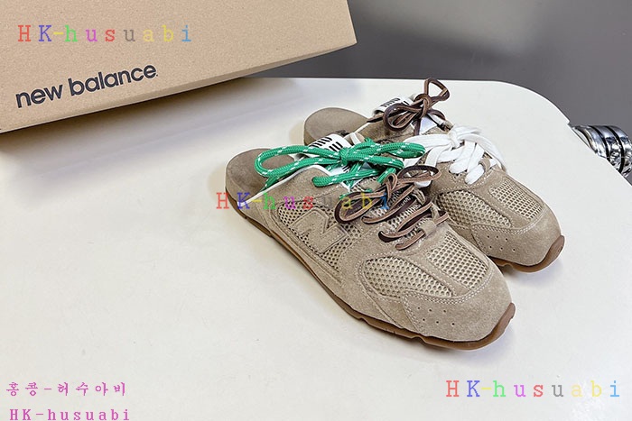 NEW 미우미우 스니커즈 뮬 신상 MU 449501