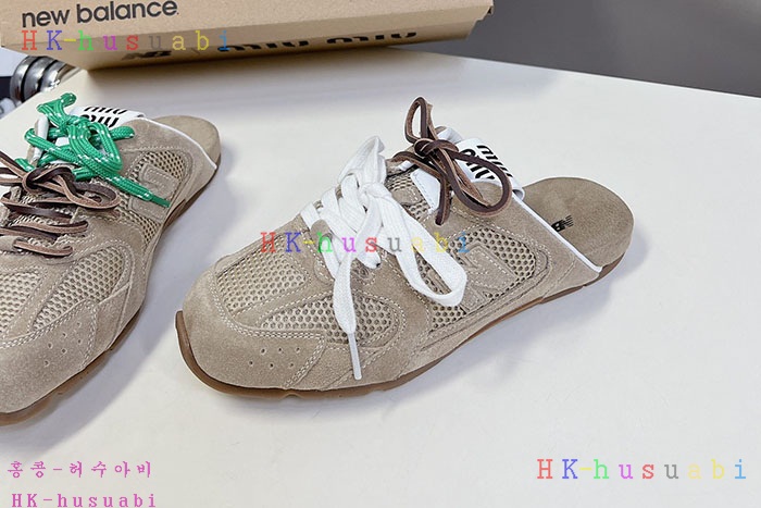 NEW 미우미우 스니커즈 뮬 신상 MU 449501