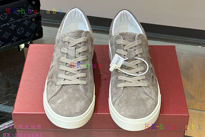 NEW 발리 스니커즈 신상 B 615501
