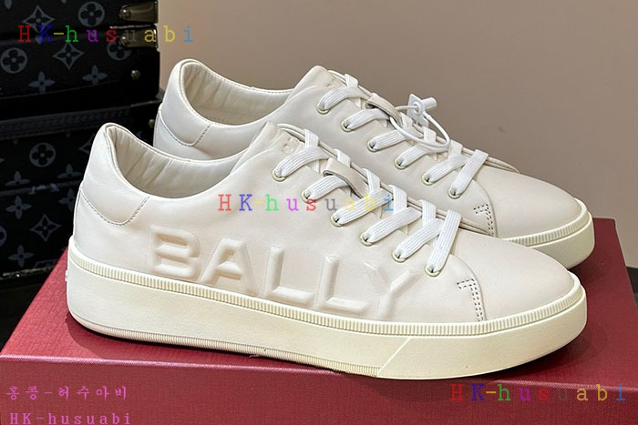 NEW 발리 스니커즈 신상 B 615502