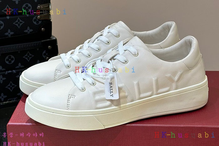 NEW 발리 스니커즈 신상 B 615502