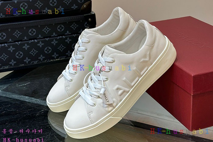 NEW 발리 스니커즈 신상 B 615502