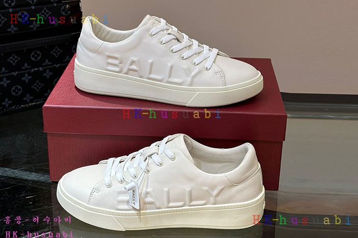 NEW 발리 스니커즈 신상 B 615502