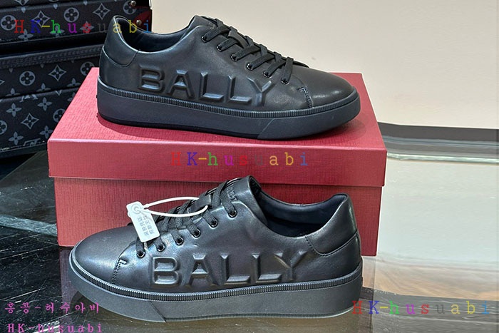 NEW 발리 스니커즈 신상 B 615504