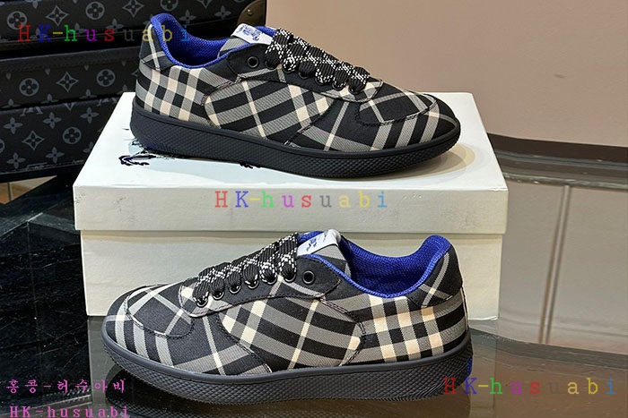 NEW 버버리 스니커즈 신상 BB 977706