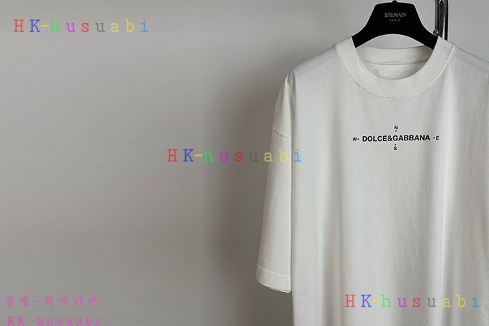 NEW 돌체앤가바나 반팔티 신상 DG 559002