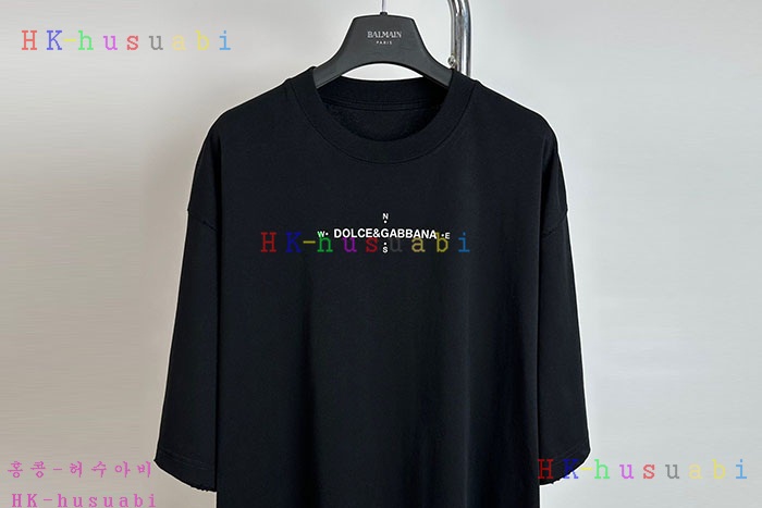 NEW 돌체앤가바나 반팔티 신상 DG 559003