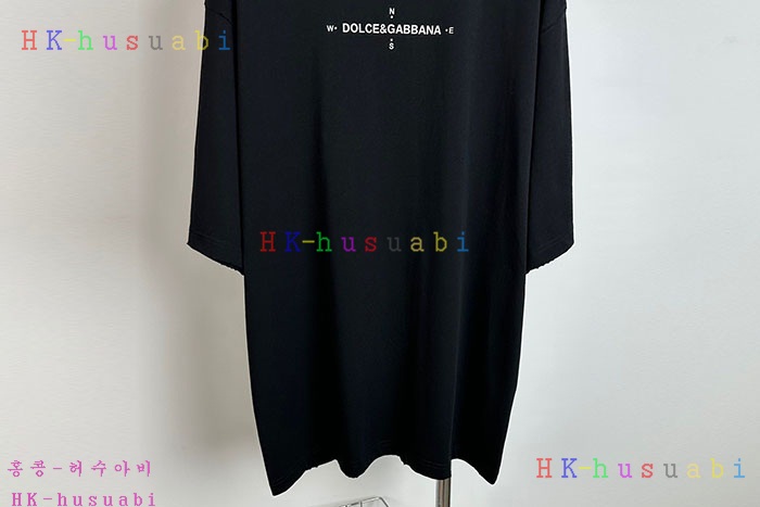 NEW 돌체앤가바나 반팔티 신상 DG 559003