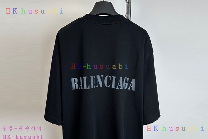 NEW 발렌시아가 반팔티 신상 B 7122207