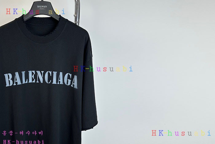 NEW 발렌시아가 반팔티 신상 B 7122207