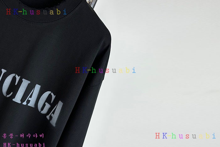 NEW 발렌시아가 반팔티 신상 B 7122207