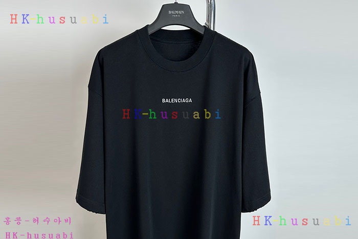 NEW 발렌시아가 반팔티 신상 B 7124402