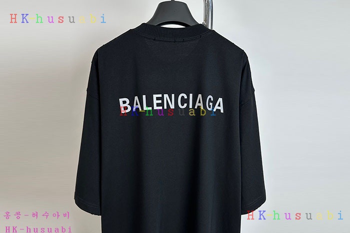 NEW 발렌시아가 반팔티 신상 B 7124402