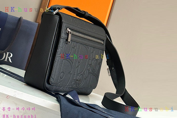 ★미러급★디올 Dior Gravity 플랩 메신저백 1ESPO329