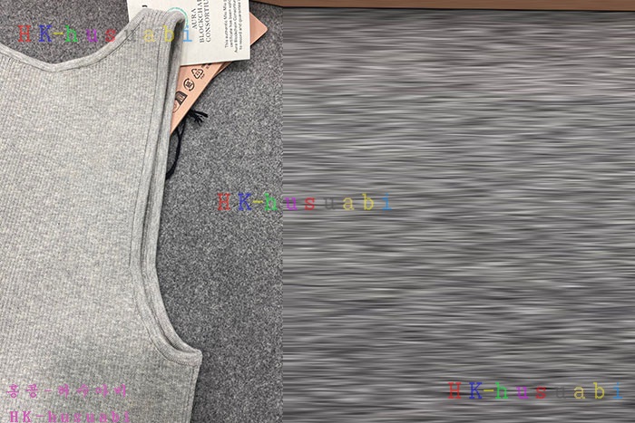 NEW 미우미우 나시 신상  M 3325009