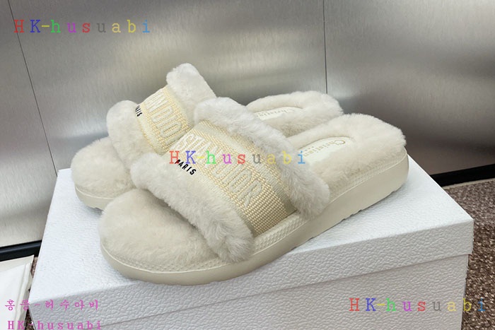 NEW 디올 신발 신상 DR 889042