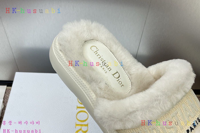 NEW 디올 신발 신상 DR 889042
