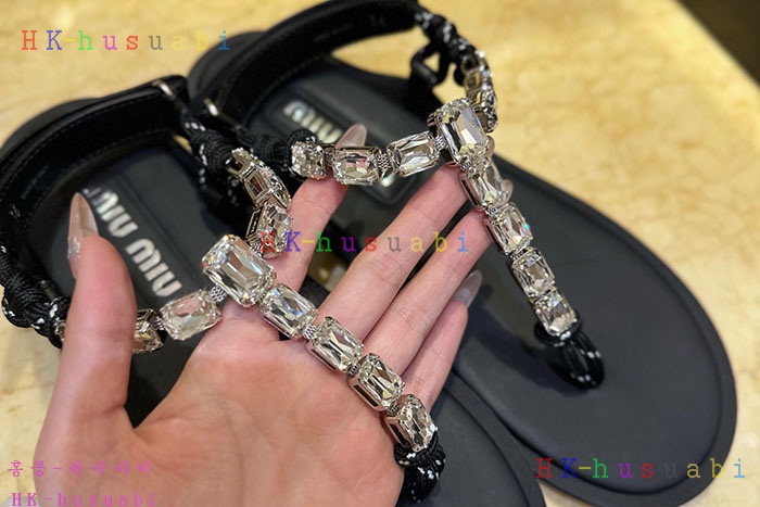 NEW 미우미우 샌들 신상 MU 554018