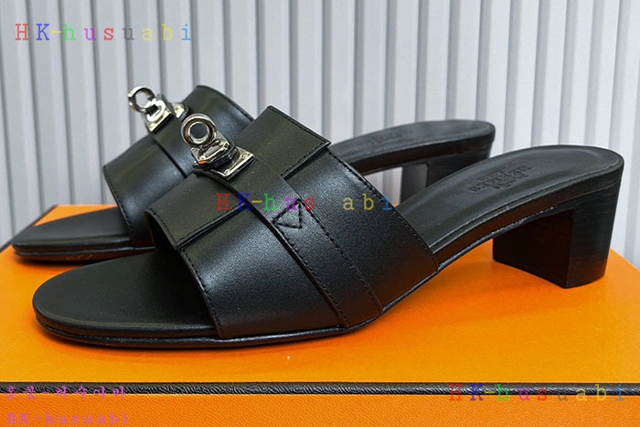 NEW 에르메스 샌들 신상 H 748902