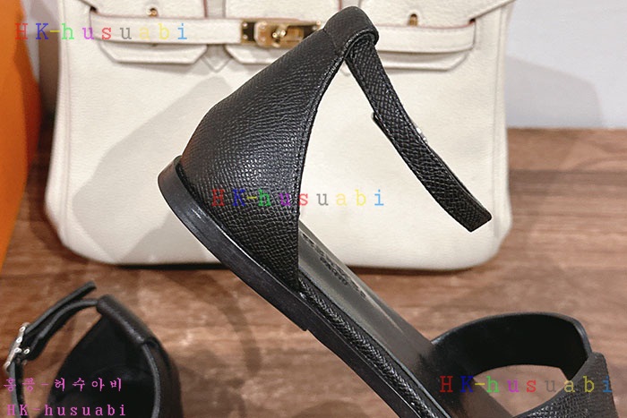 NEW 에르메스 샌들 신상 H 748806