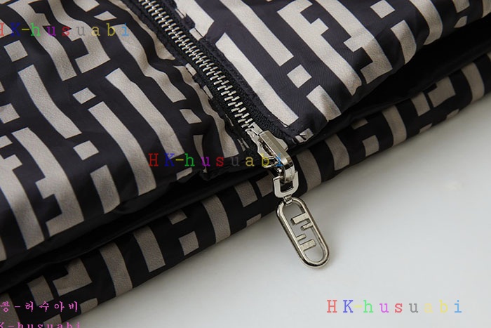 NEW 펜디 패딩 신상 FD 995511