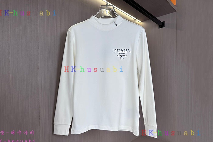 NEW 프라다 긴팔티 신상 P 6714012