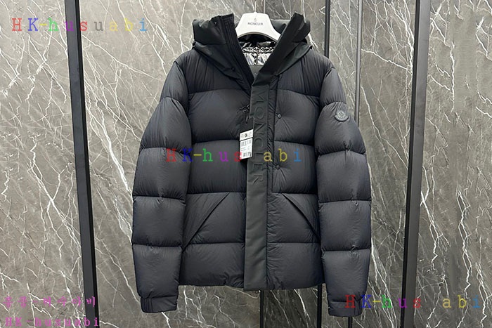 NEW 몽클레어 패딩 신상 M 1665043