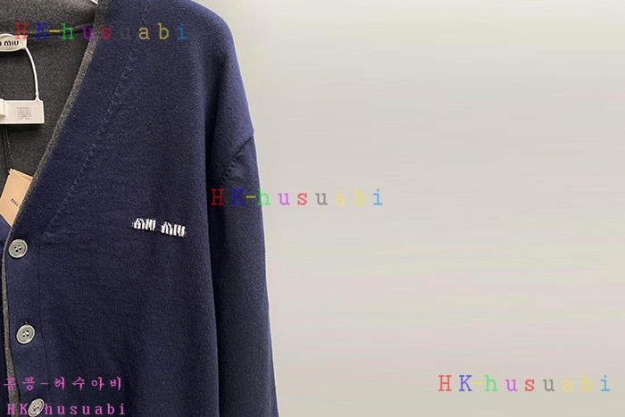 NEW 미우미우 가디건 신상 MU 417043
