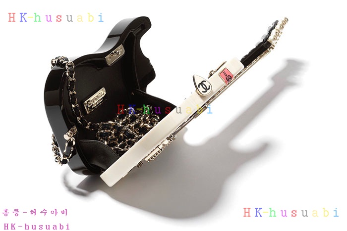 ★미러급★샤넬 GUITAR MINAUDIERE AS4955