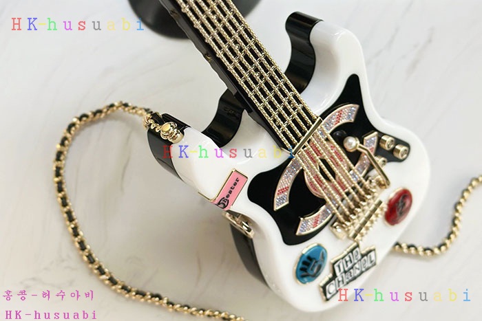 ★미러급★샤넬 GUITAR MINAUDIERE AS4955