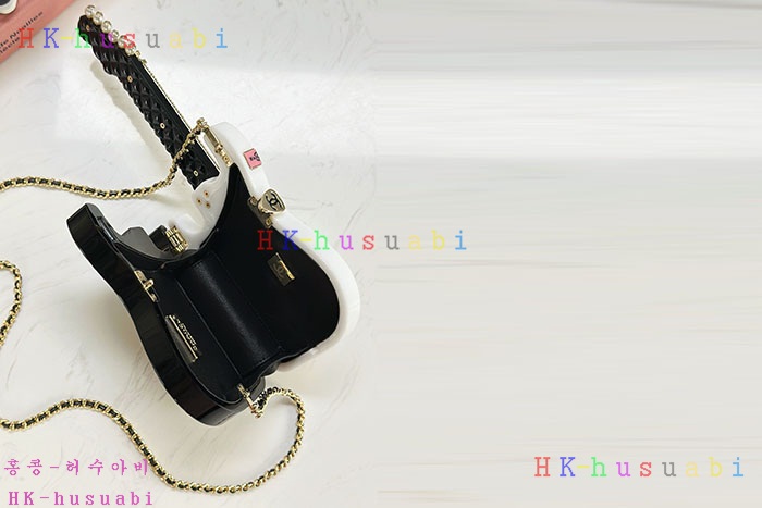 ★미러급★샤넬 GUITAR MINAUDIERE AS4955