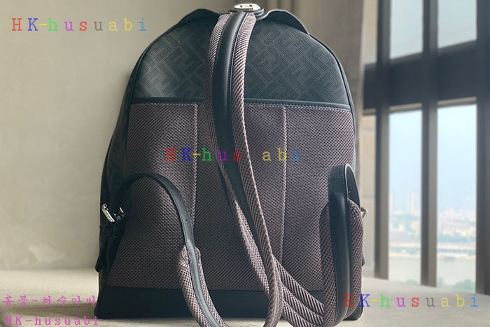 ★미러급★펜디 다이고널 펜디 키오도 백팩  7VZ076  7VZ077-2