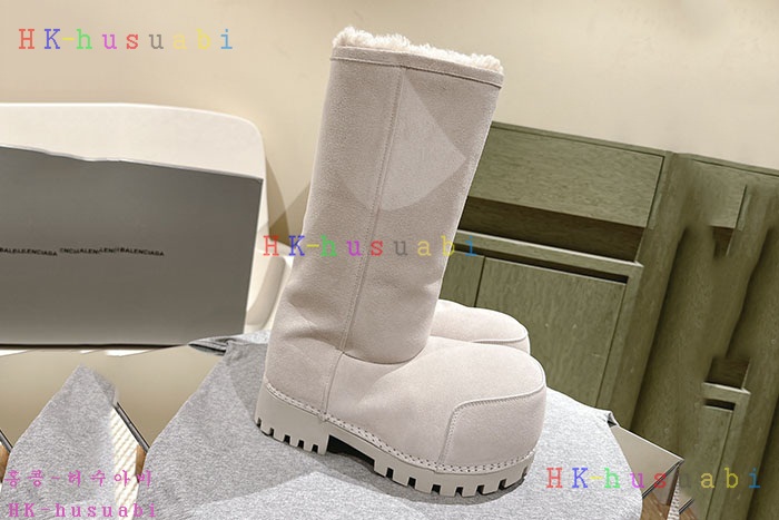 NEW 발렌시아가 부츠 신상 B 656603