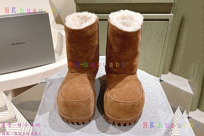 NEW 발렌시아가 부츠 신상 B 656605